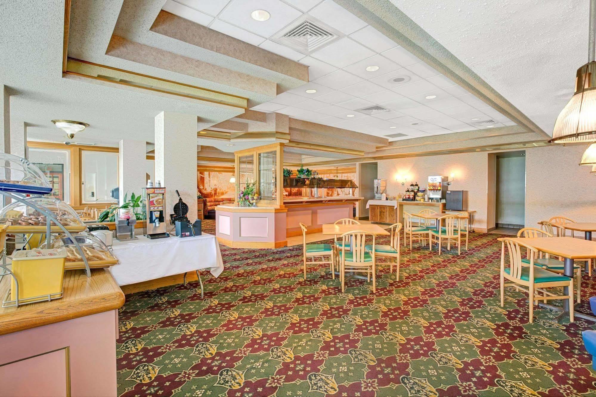 Days Inn Lake Norman コーネリアス エクステリア 写真